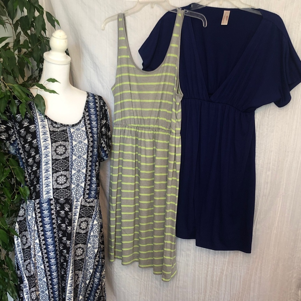 OLD NAVY BOBBIE BROOKS ARIZONA lot 3 causal summer dresses size L